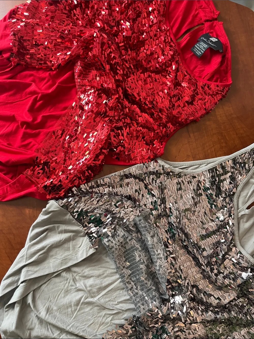 BOTH Sequin Party Tops Red & Silver Confetti Sequins Club Wear Drape Neck - Picture 11 of 15